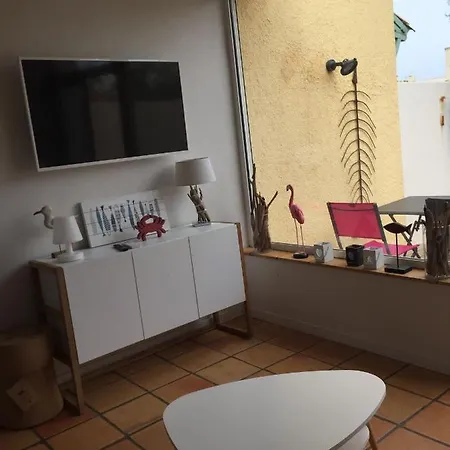 1 Bedroom For 4